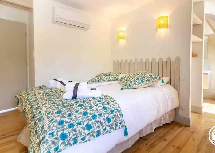 Dreams Of Alaric Maison De Charme Avec Piscine Aux Pieds Des Pyrenees Ideal Base Cyclists Exploring Legendary Climbs Dom wakacyjny