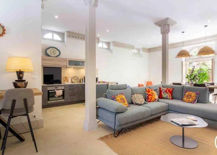 Dom wakacyjny Dreams Of Alaric Maison De Charme Avec Piscine Aux Pieds Des Pyrenees Ideal Base Cyclists Exploring Legendary Climbs Ordizan