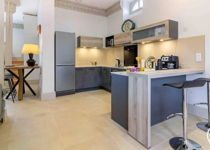 Dreams Of Alaric Maison De Charme Avec Piscine Aux Pieds Des Pyrenees Ideal Base Cyclists Exploring Legendary Climbs Dom wakacyjny *